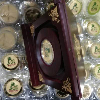 山東定制紀念銀幣與商務禮品 企業(yè)形象塑造的關(guān)鍵策略